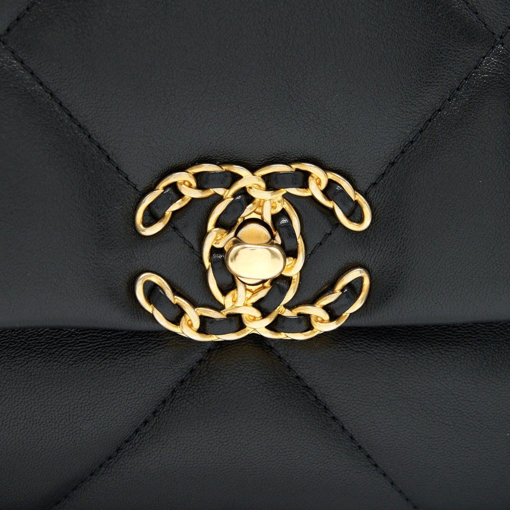 CHANEL SMALL 19 BAG BLACK