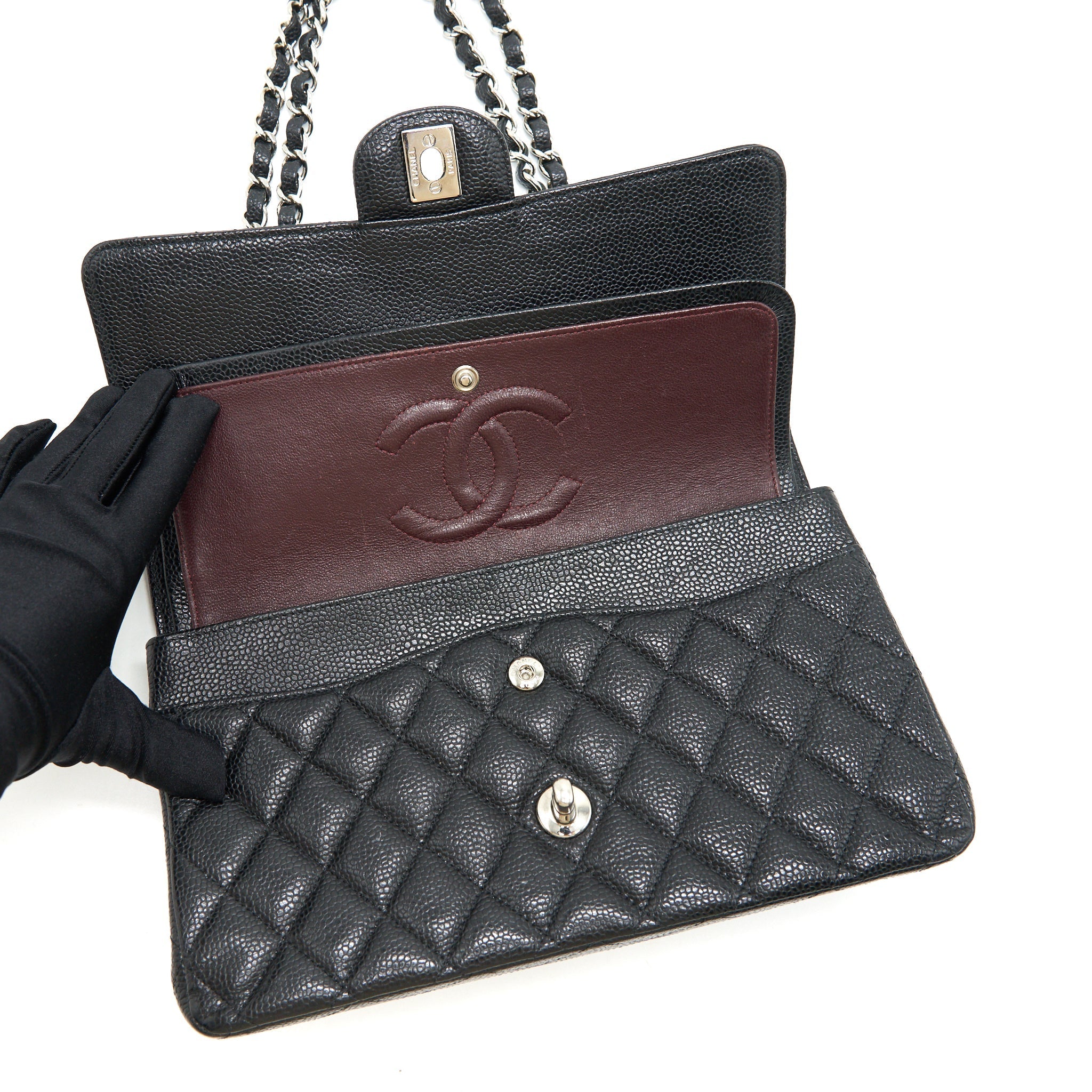 CHANEL MEDIUM CLASSIC DOUBLE FLAP CAVIER