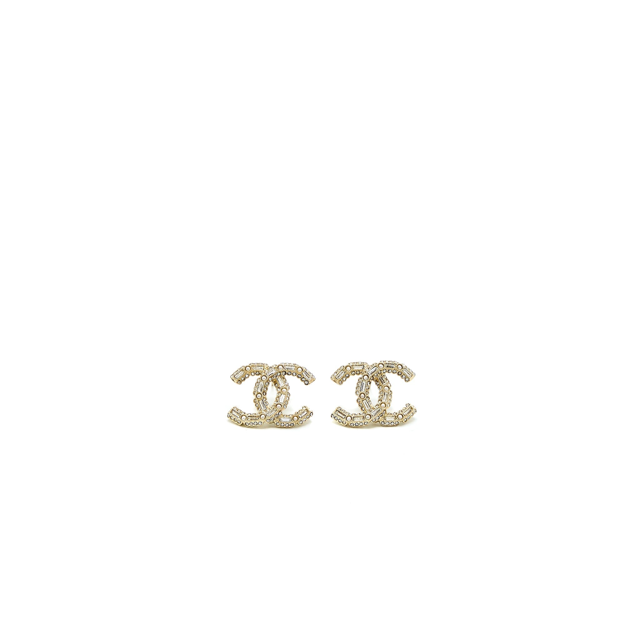 Chanel CC Logo Earring Pearl/Crystal Light Gold Tone