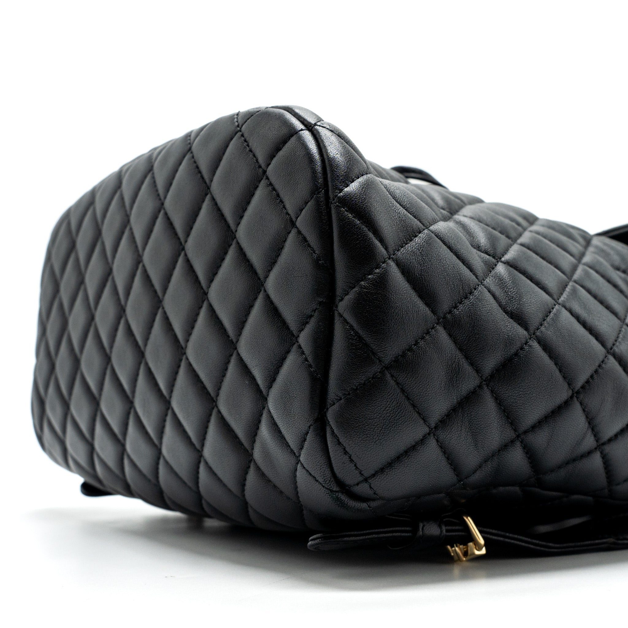 Chanel quilted flap backpack lambskin black