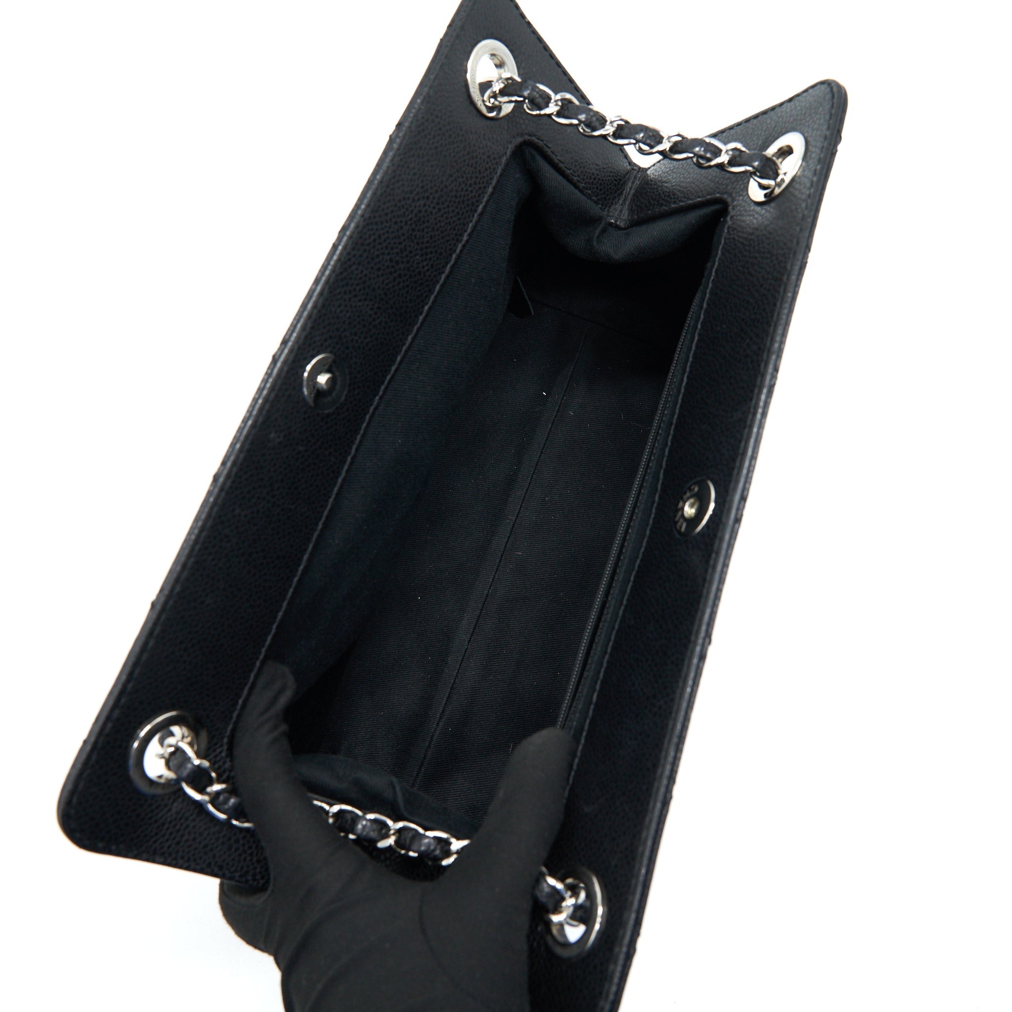 CHANEL QUILTED LEATHER TOTE BAG WITH CHAIN IN CARVIAR BLACK