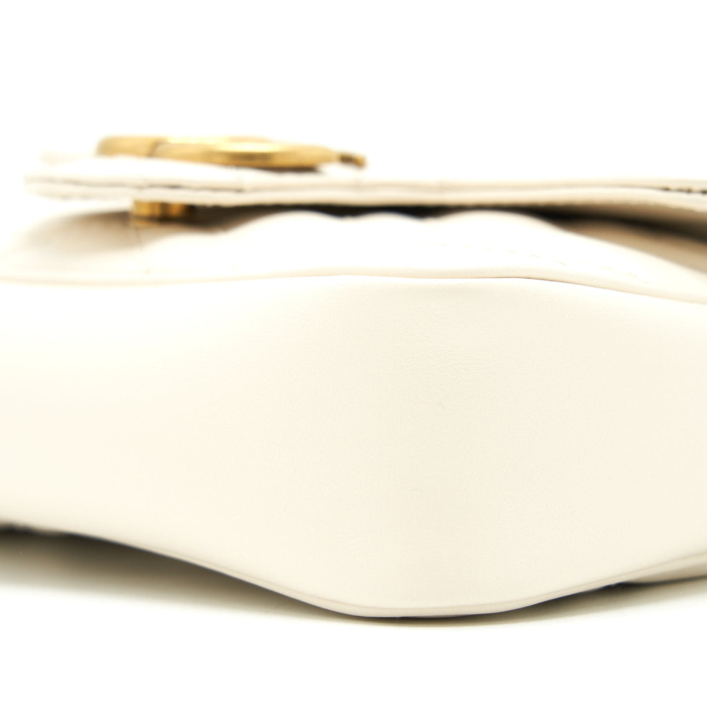 Gucci GG marmont super mini Bag White