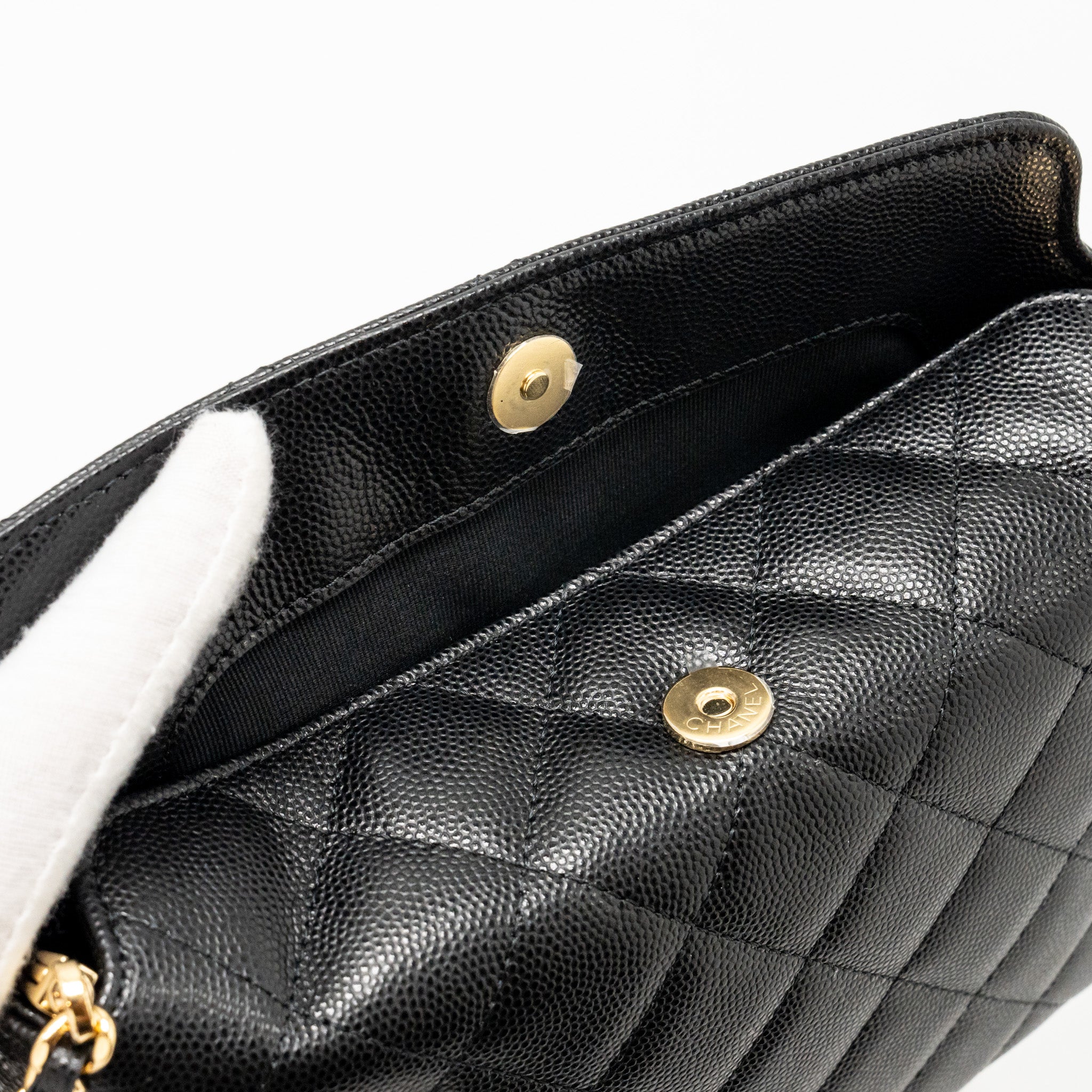 Chanel fold flap vanity clutch with chain caviar black