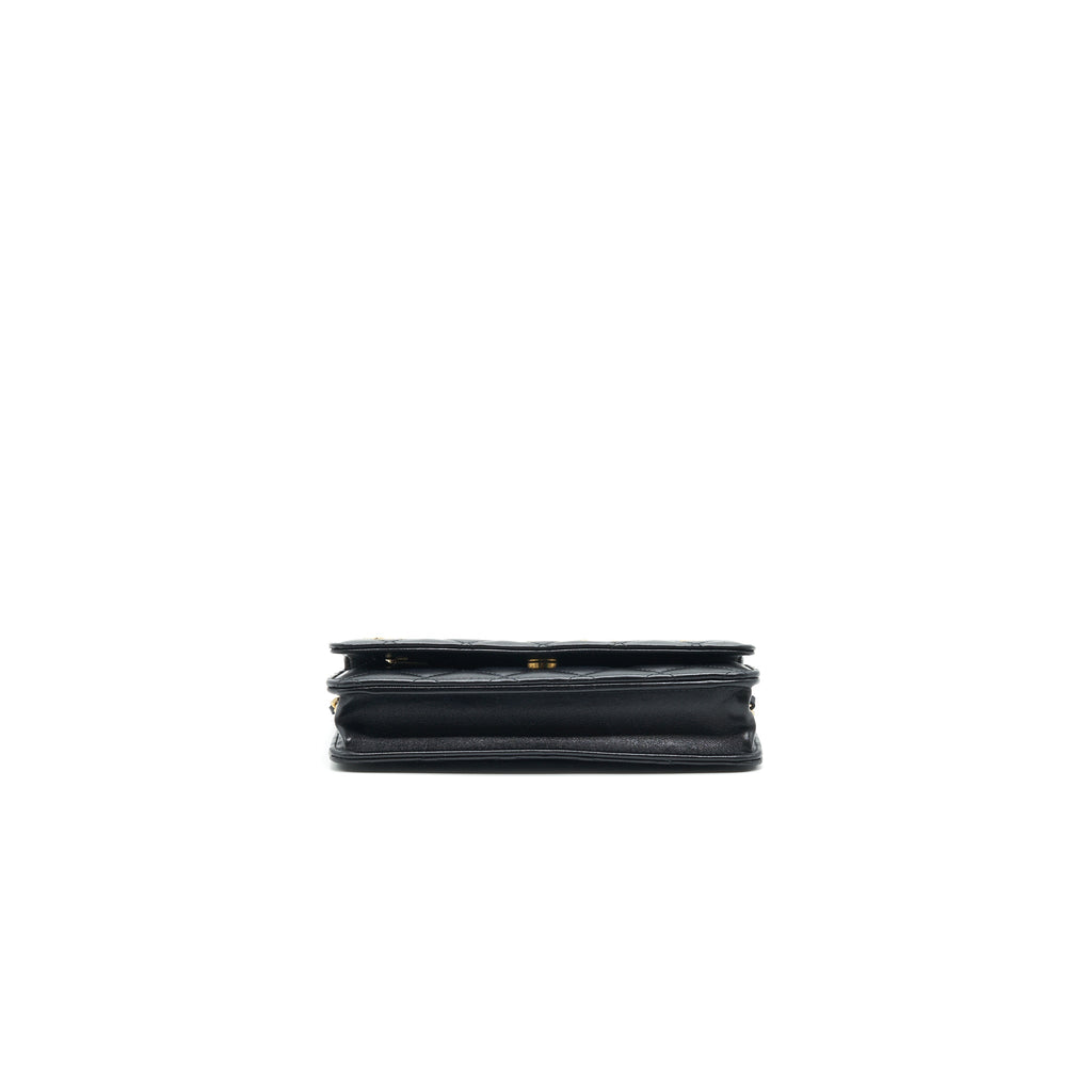 Chanel 2021 Seasonal Wallet on Chain black