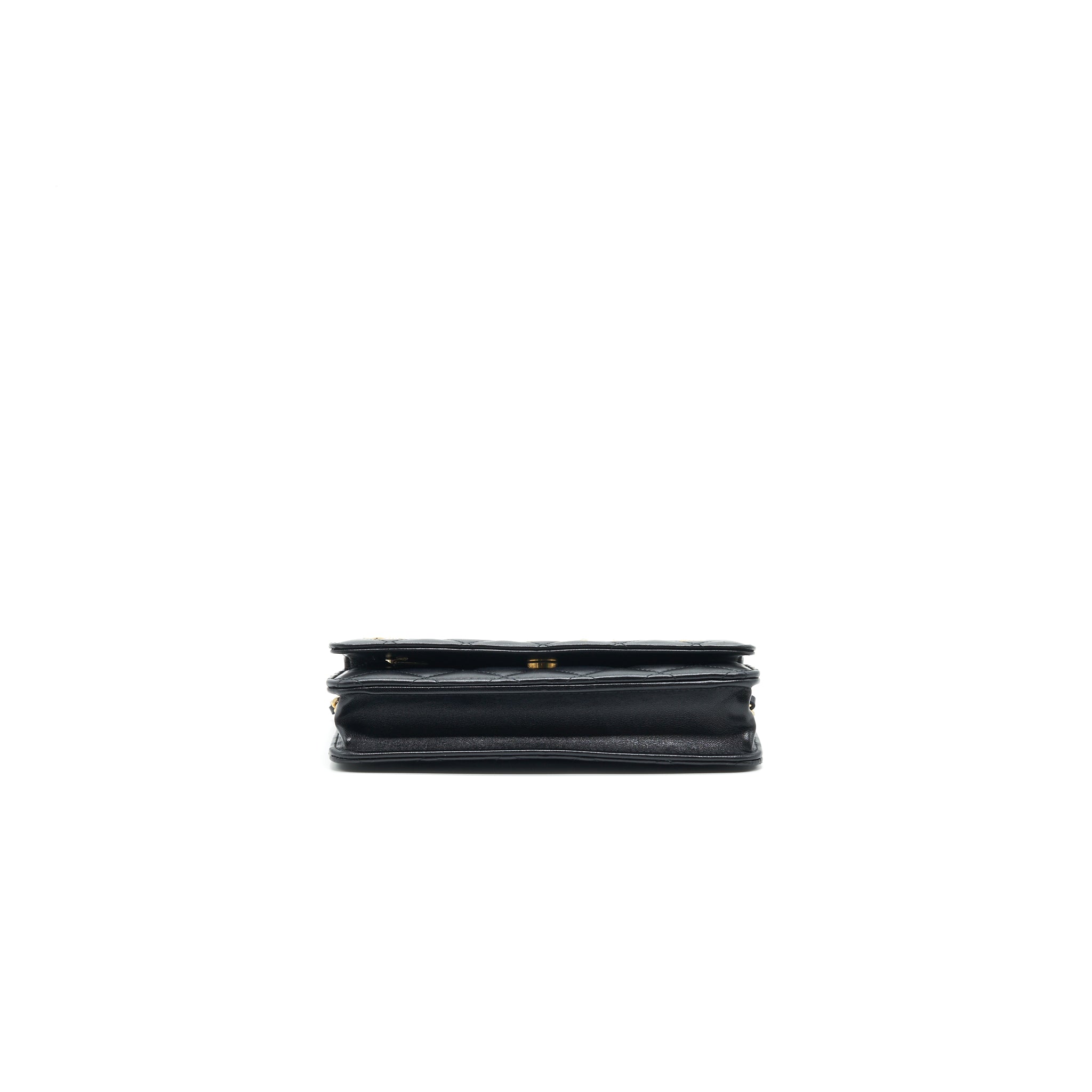 Chanel 2021 Seasonal Wallet on Chain black