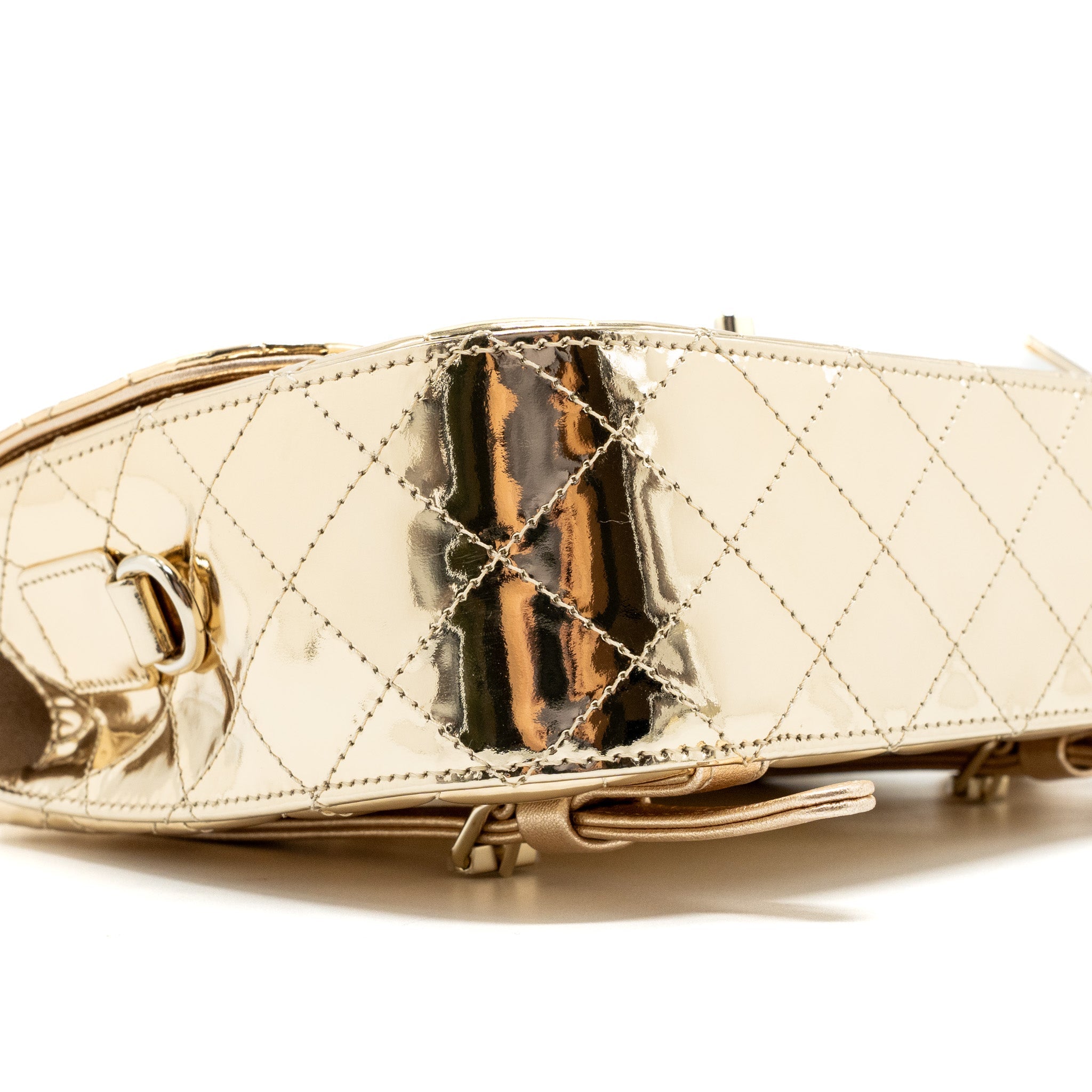 Chanel 24c Backpack With Star Patent Gold L (microchip)