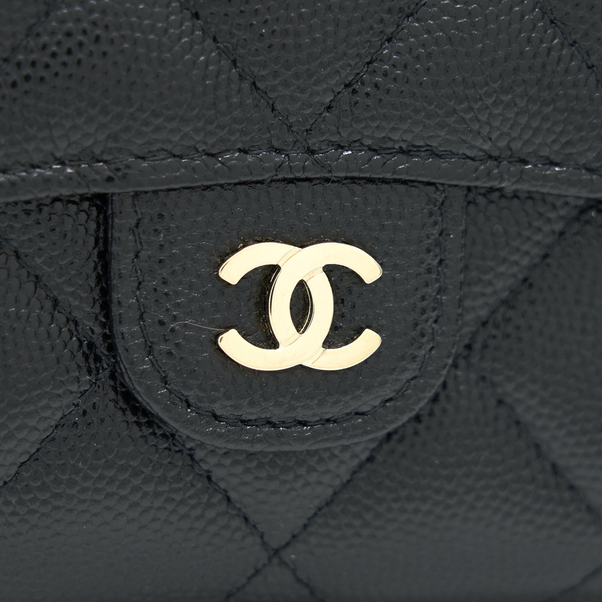 Chanel Classic  Holder with Chain black L Serial 30