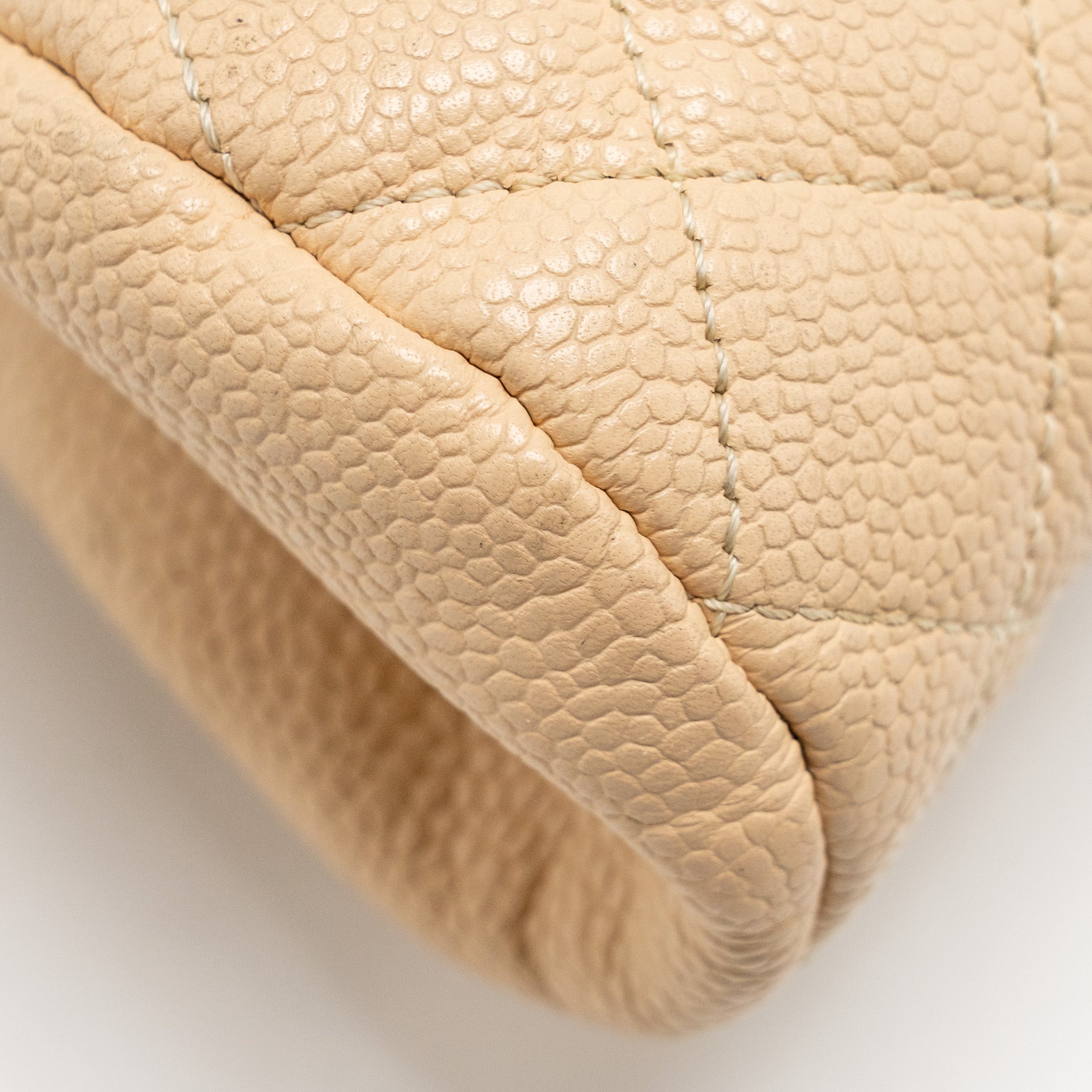 Chanel timeless kisslock clutch caviar beige