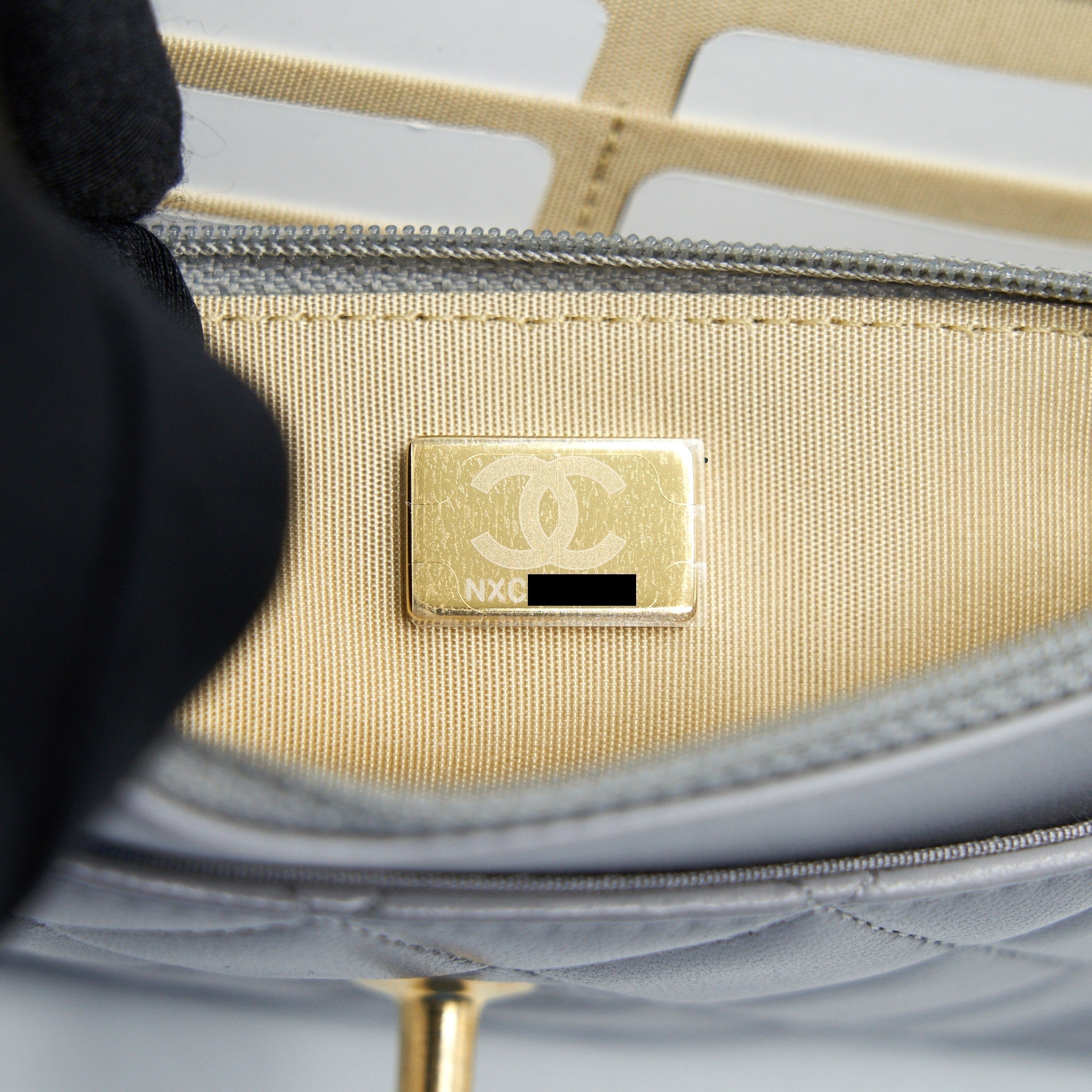 Chanel 21B Pearl Crush Wallet On Chain Grey
