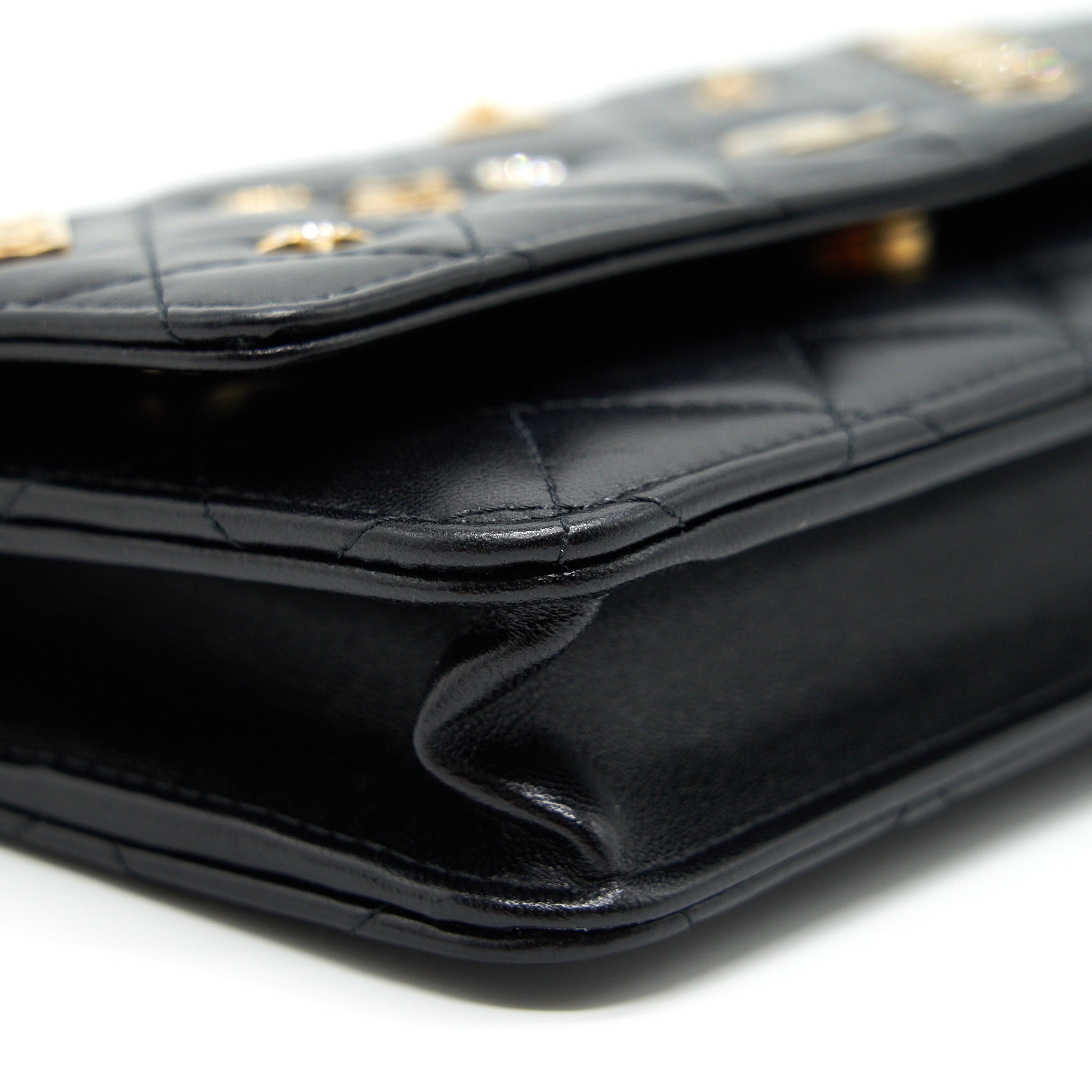 Chanel 2021 Seasonal Wallet on Chain black