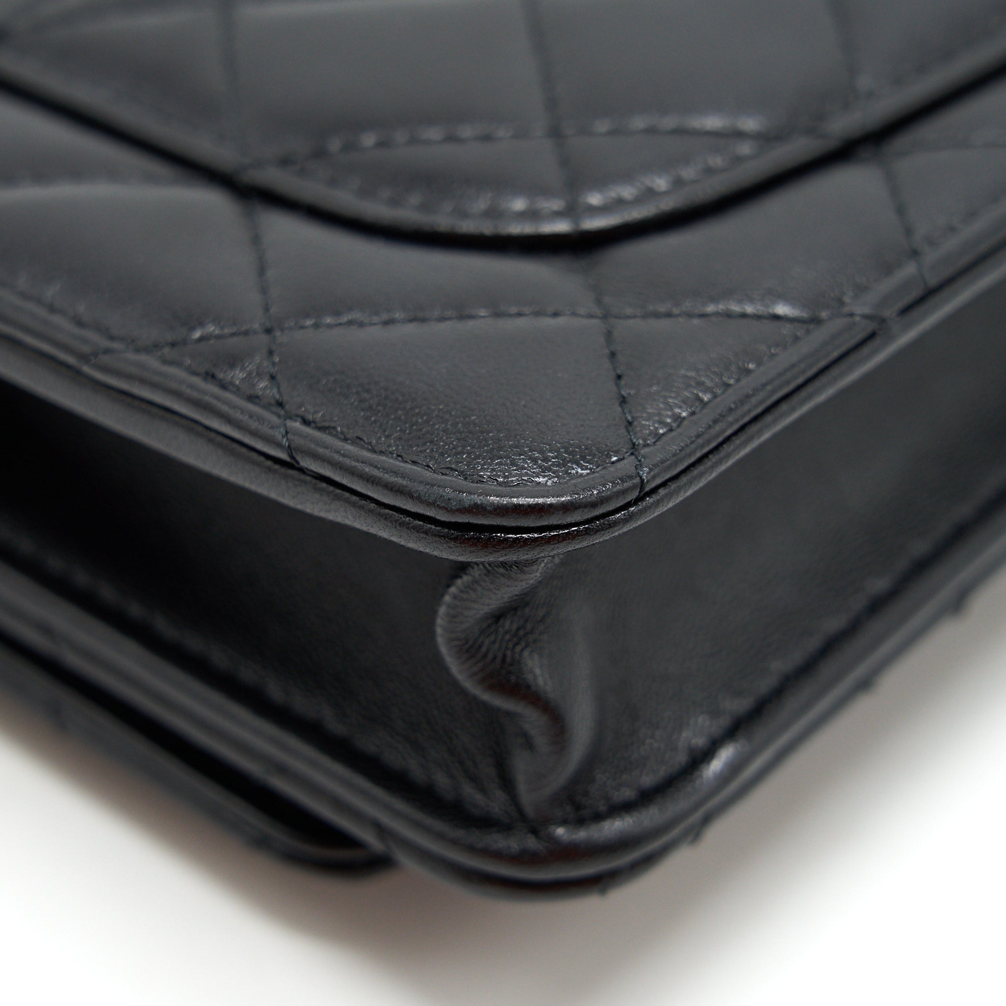Chanel 2021 Seasonal Wallet on Chain black