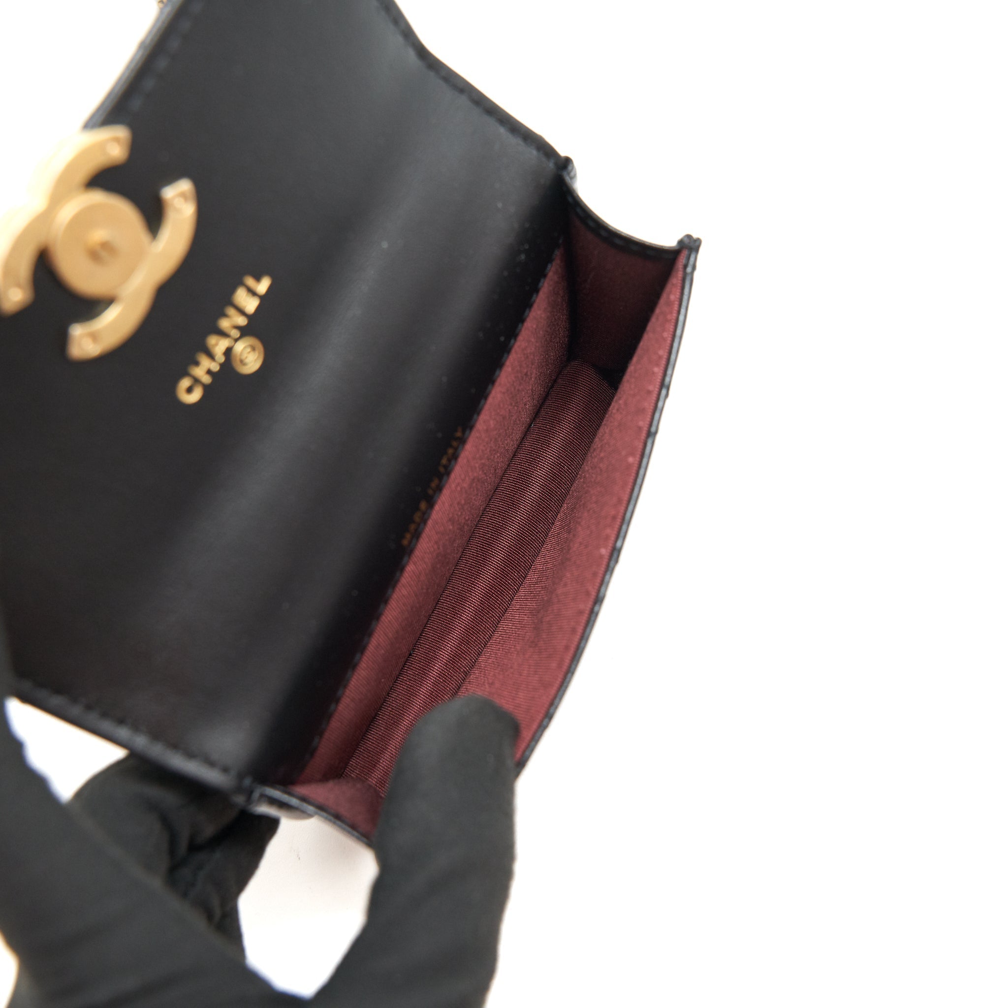 Chanel 21A Flap Coin Purse with chain Calfskin black