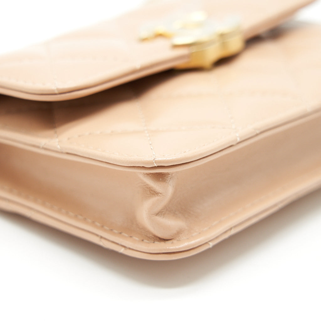 Chanel 21A Flap Coin Purse with Chain Beige  Calfskin