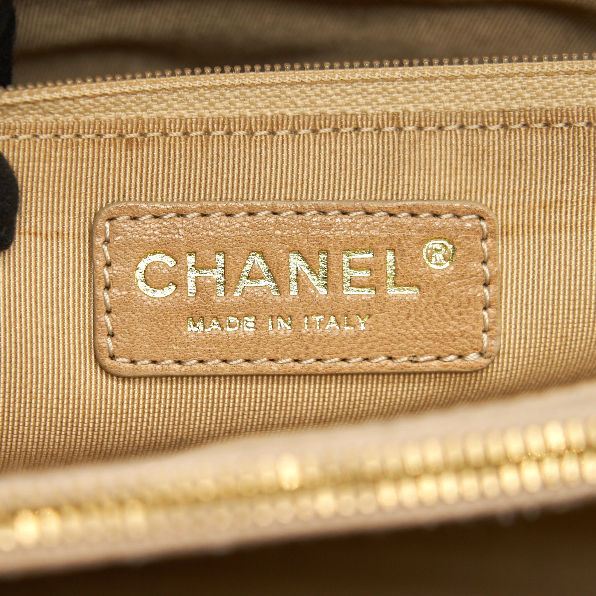 CHANEL CAVIAR GRAND SHOPPING TOTE GST IN BEIGE