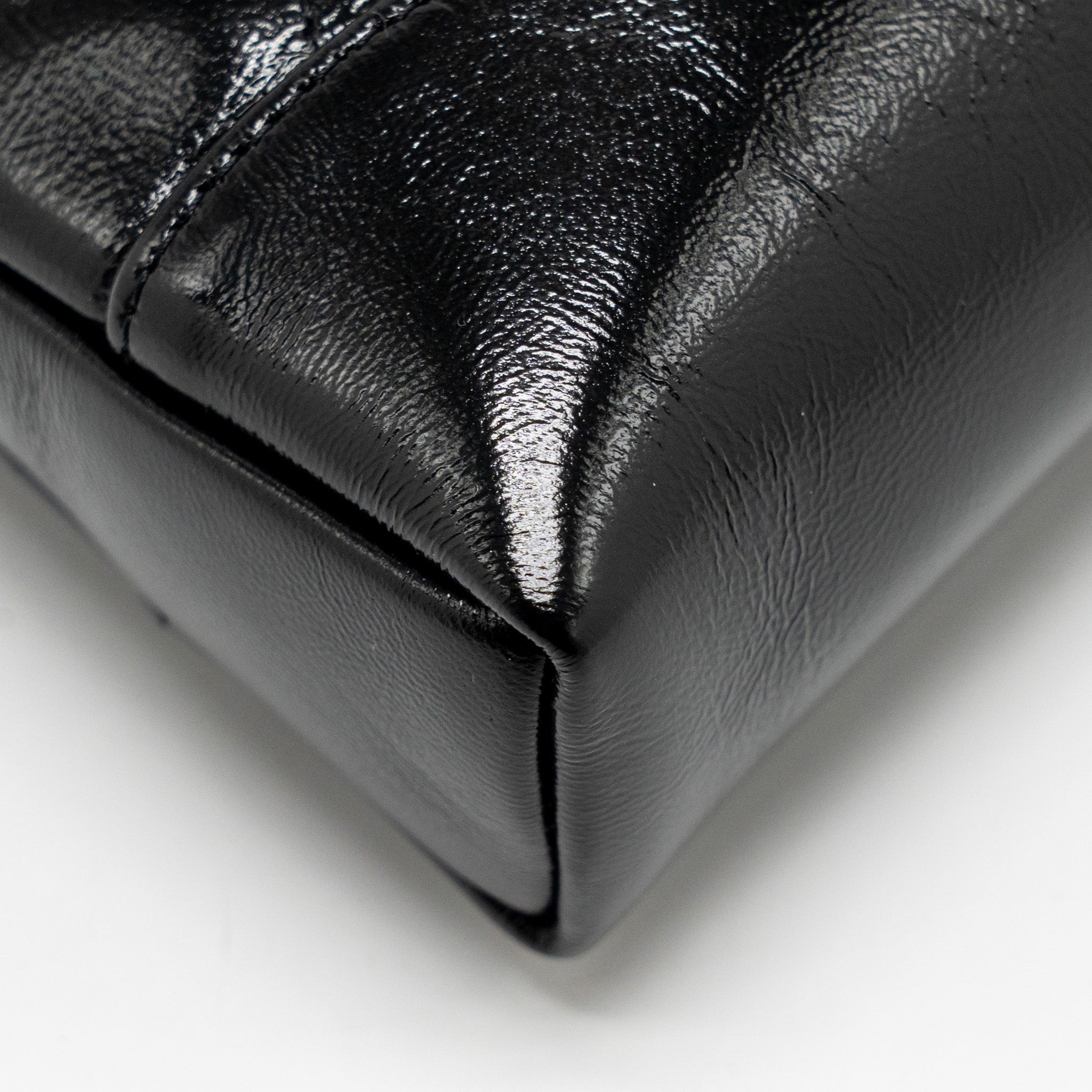 Chanel Mini 31 Clutch with Chain Shiny Calfskin Black L (Microchip)