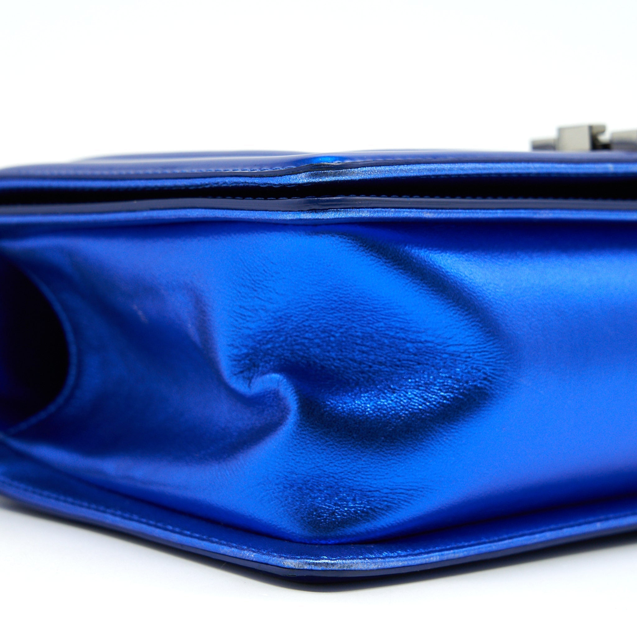 CHANEL MEDIUM LE BOY BAG IN METALLIC BLUE