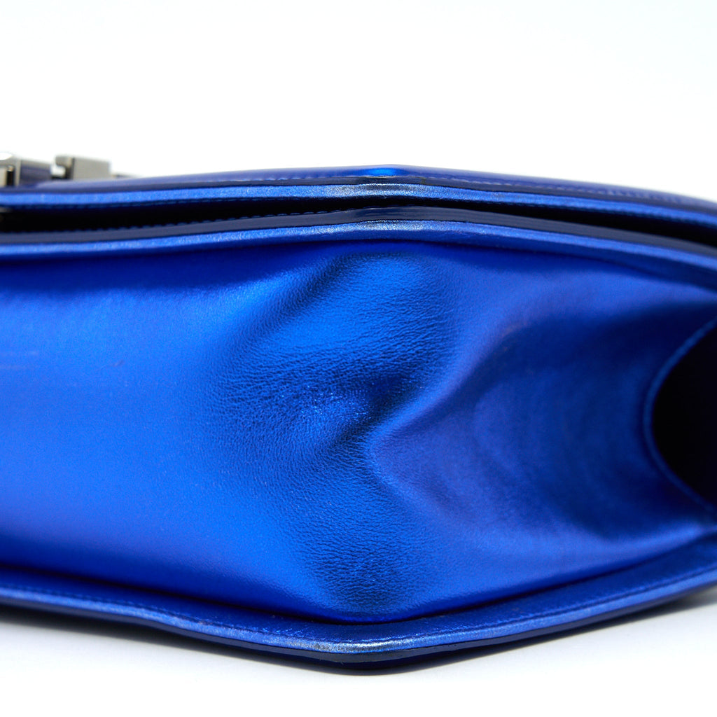 CHANEL MEDIUM LE BOY BAG IN METALLIC BLUE