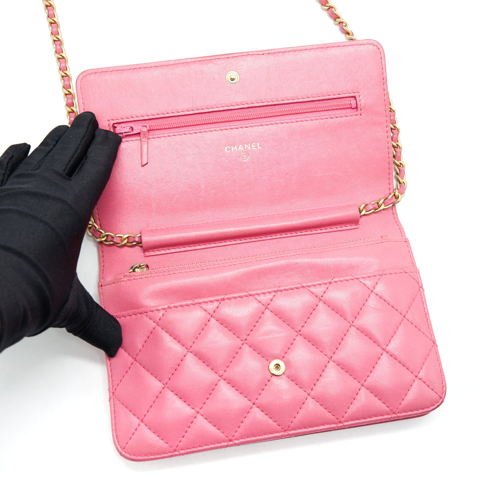 Chanel Boy Wallet on Chain Pink