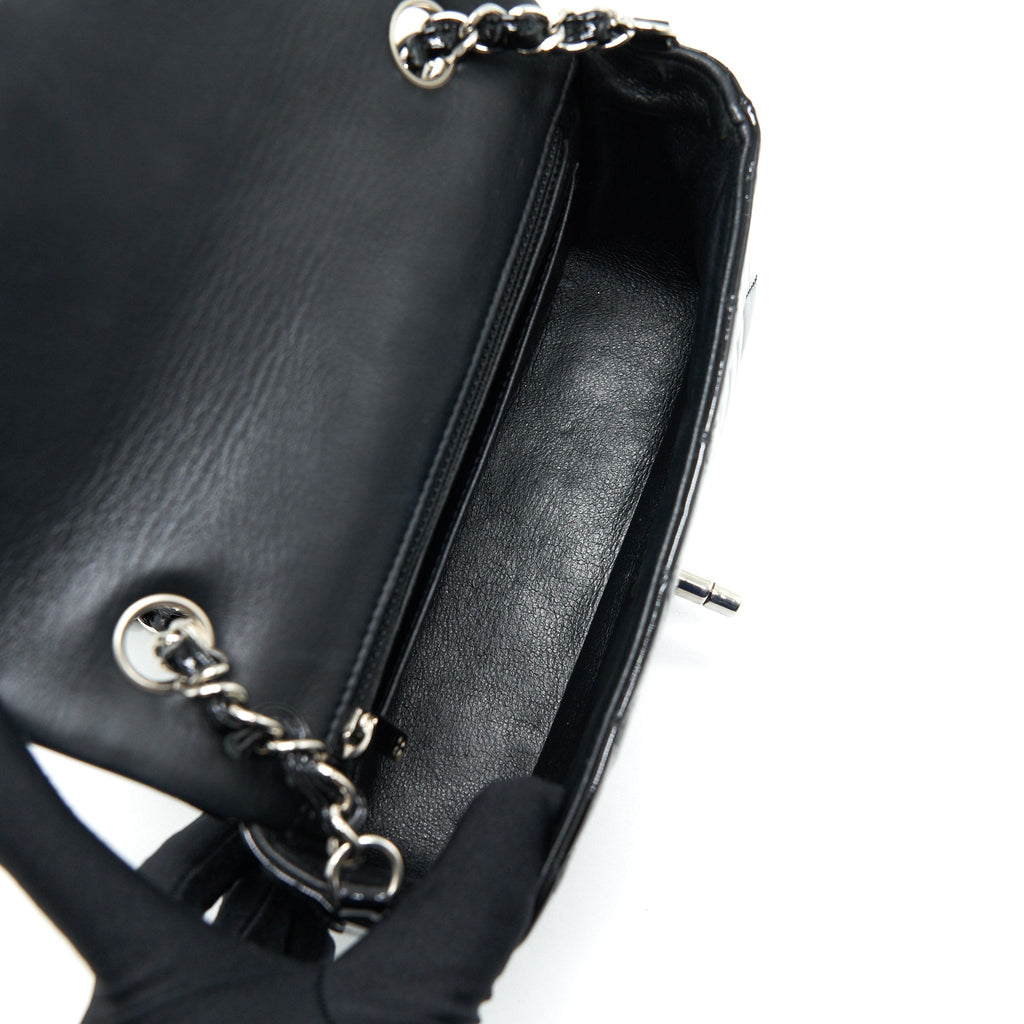 Chanel Mini Rectangular Flap bag Patent Leather Black