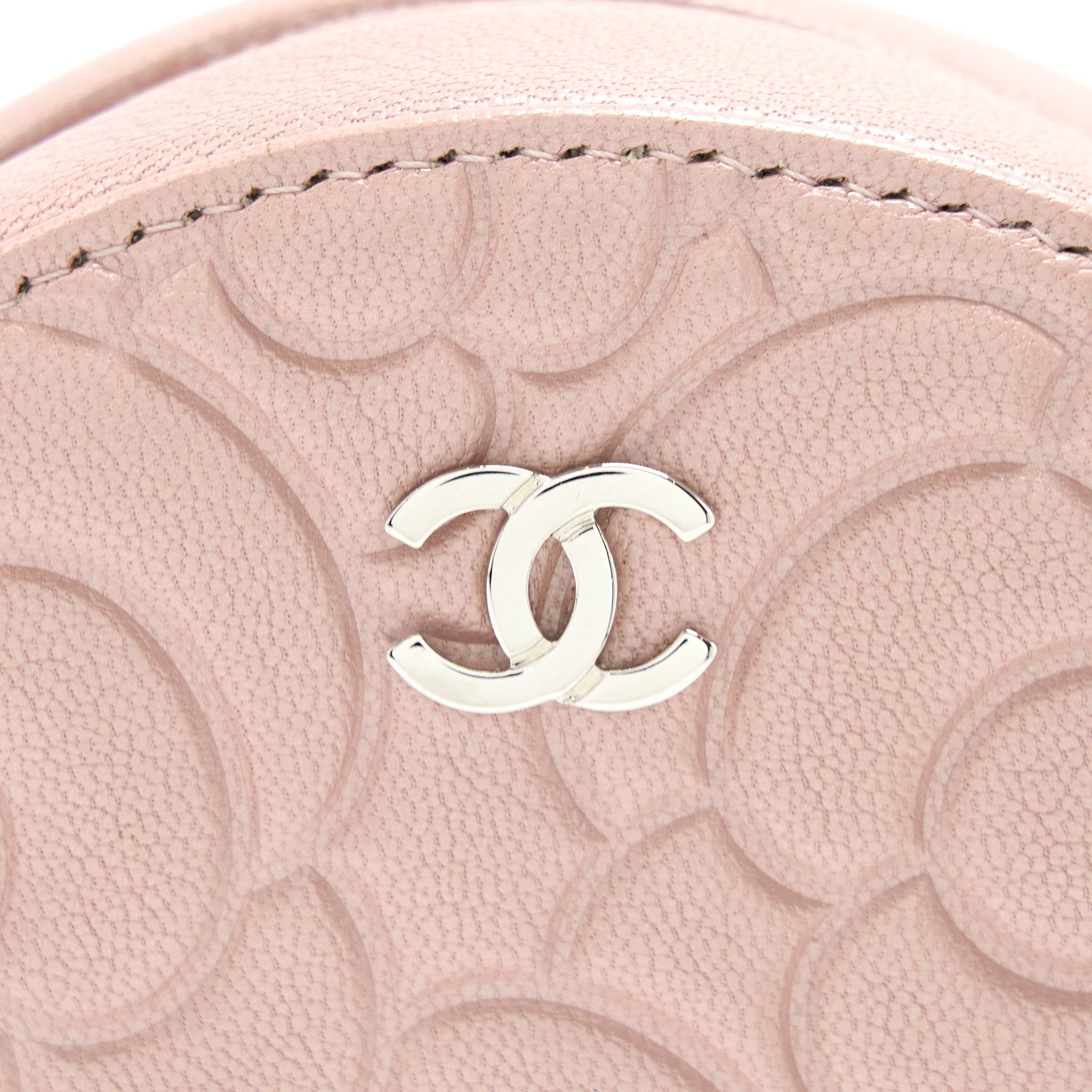Chanel Round Clutch With Chain Camellia Calfskin Nude Pink