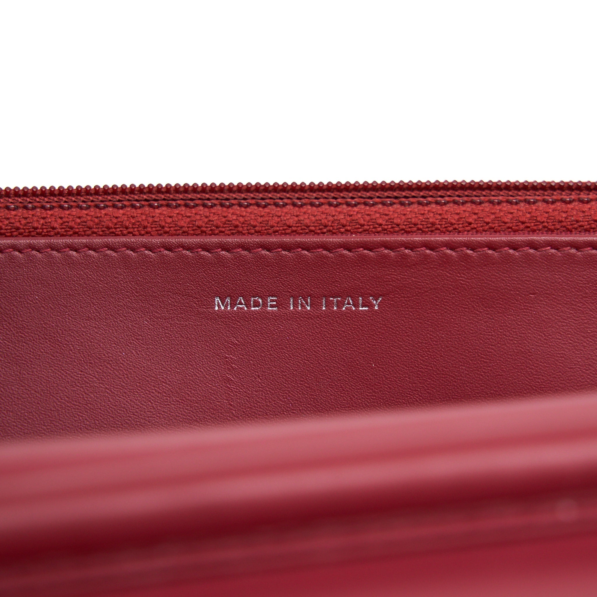 CHANEL WALLET ON CHAIN PATENT LEATHER RED