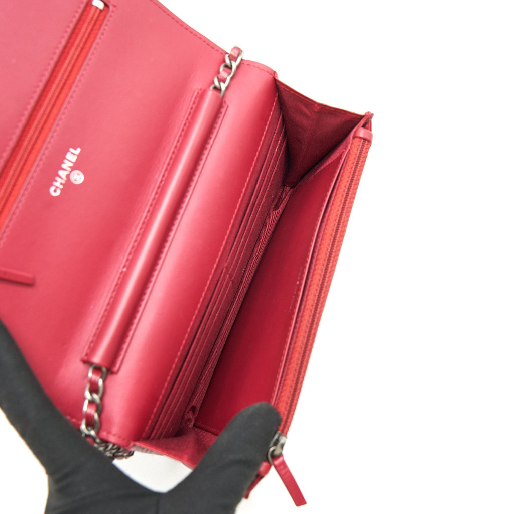 CHANEL WALLET ON CHAIN PATENT LEATHER RED