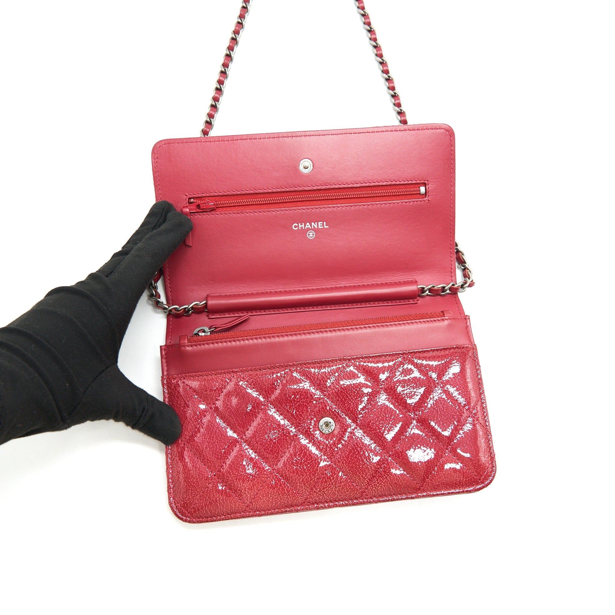 CHANEL WALLET ON CHAIN PATENT LEATHER RED