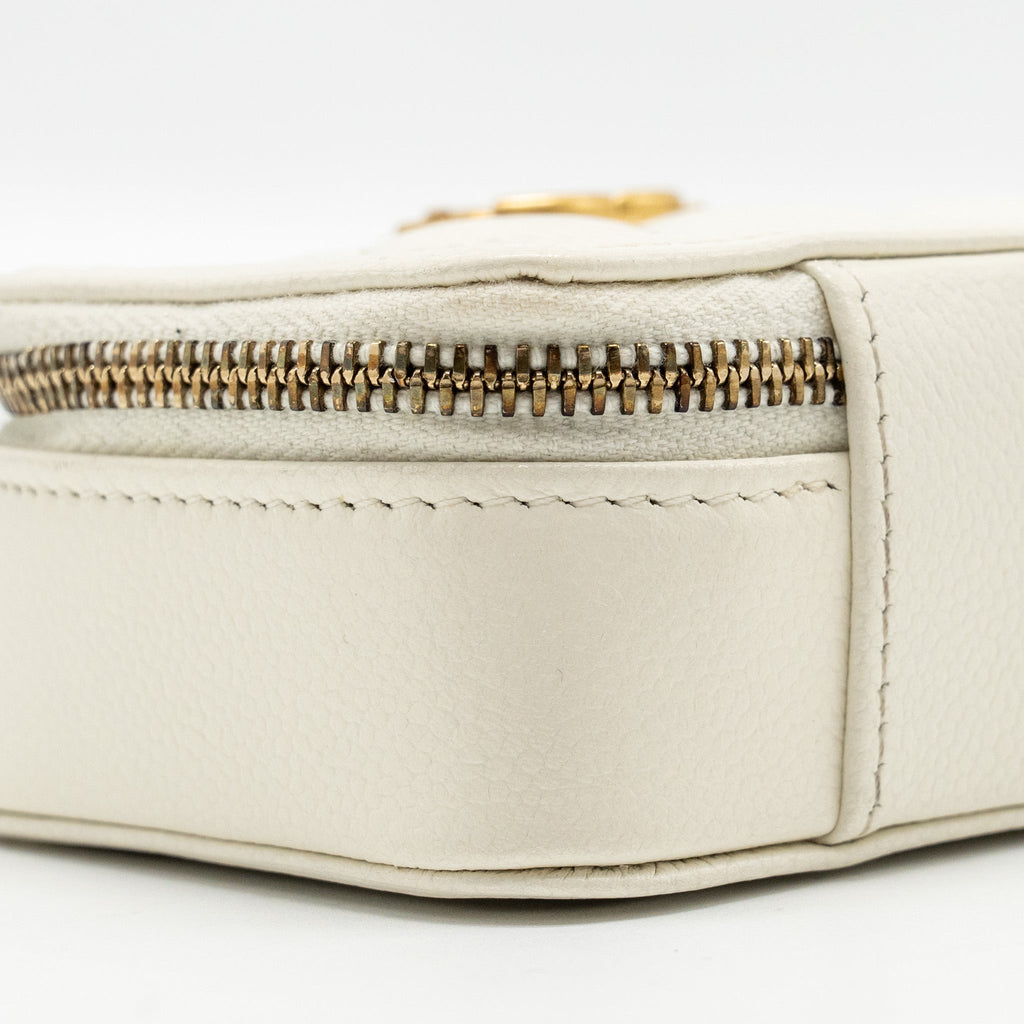 Chanel Boy Chain Clutch Caviar White  (Microchip)