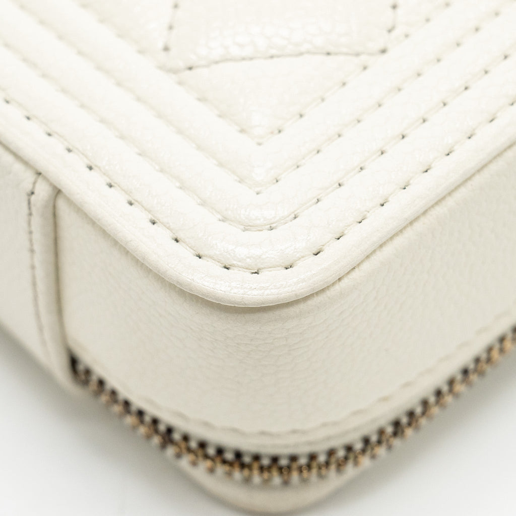 Chanel Boy Chain Clutch Caviar White  (Microchip)