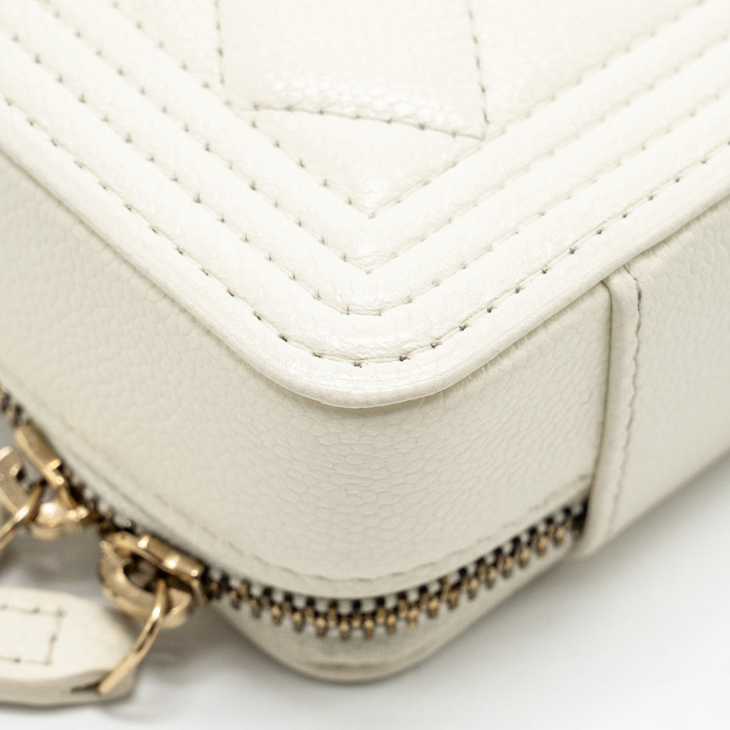 Chanel Boy Chain Clutch Caviar White  (Microchip)