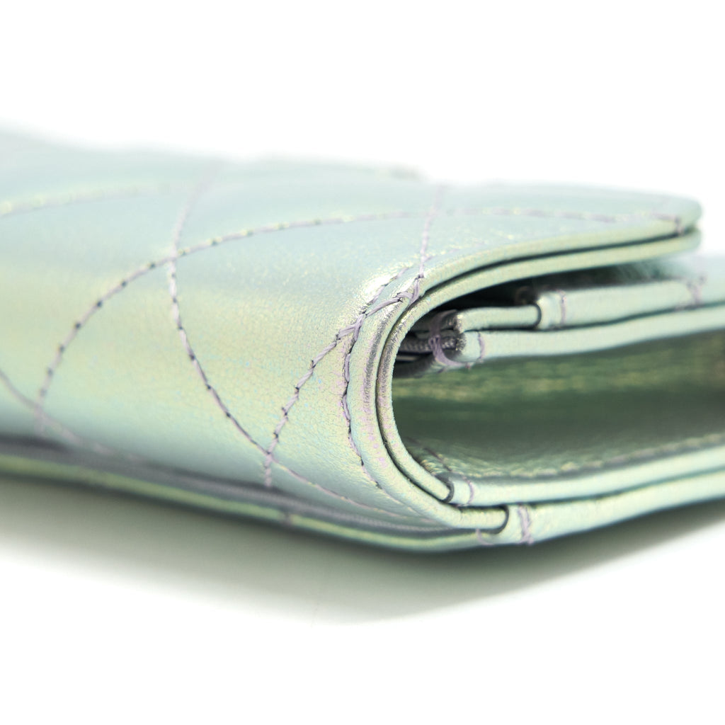 Chanel 21K Iridescent Grey Flap  Holder