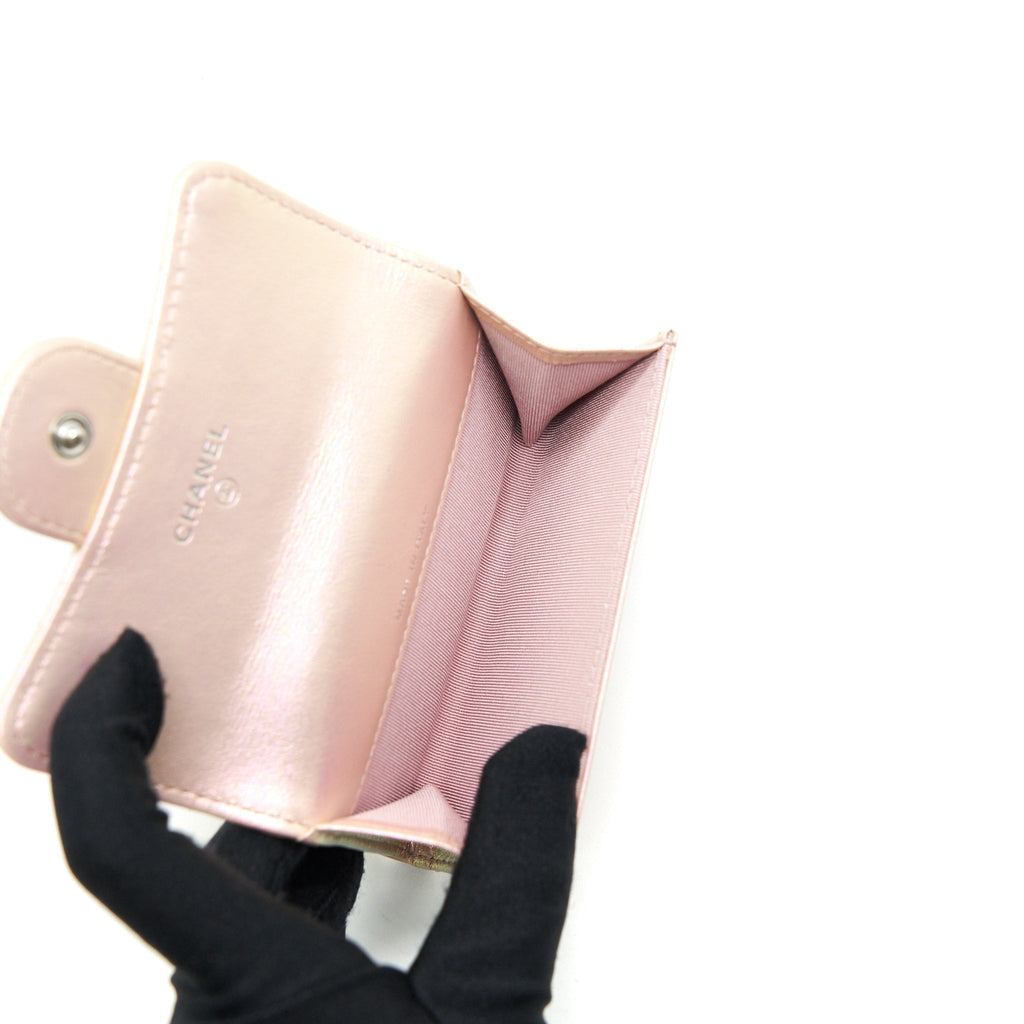 Chanel 21K Iridescent Pink Flap  Holder