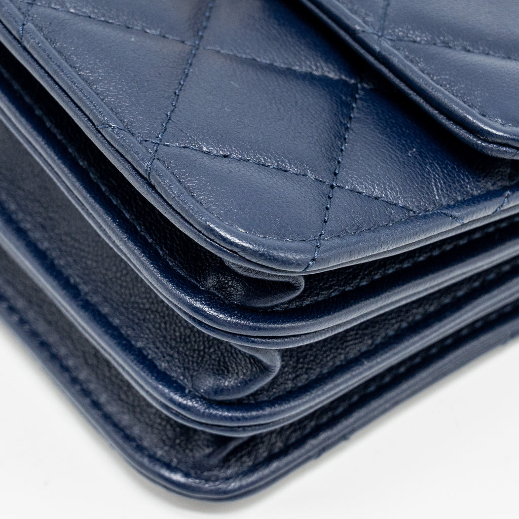 Chanel top handle mini flap Clutch Lambskin Navy L (microchip)