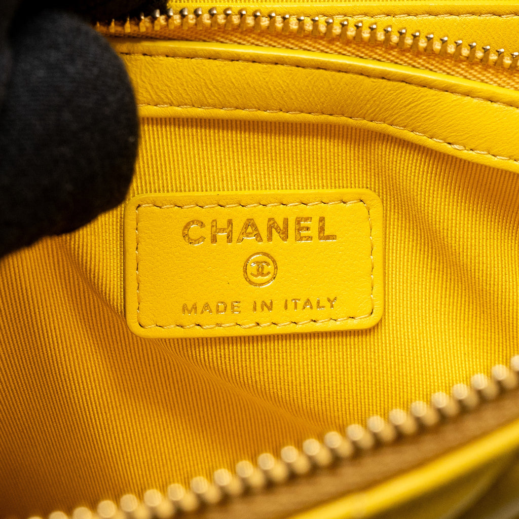Chanel Chevron zip pouch / clutch lambskin yellow L