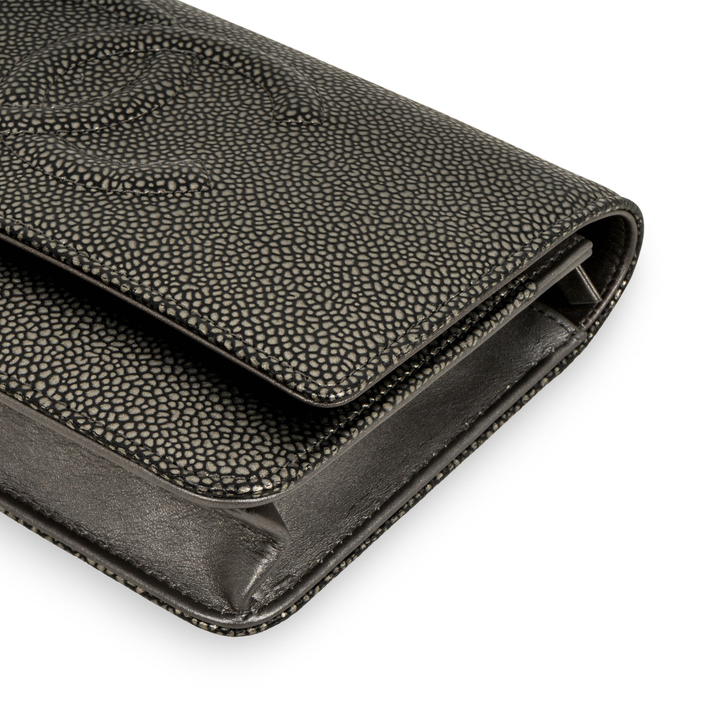 Chanel Classic CC Wallet on Chain