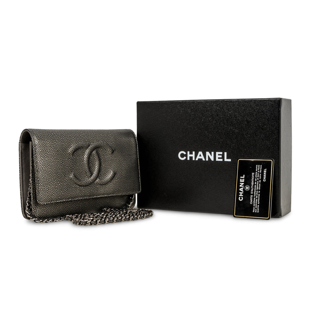 Chanel Classic CC Wallet on Chain