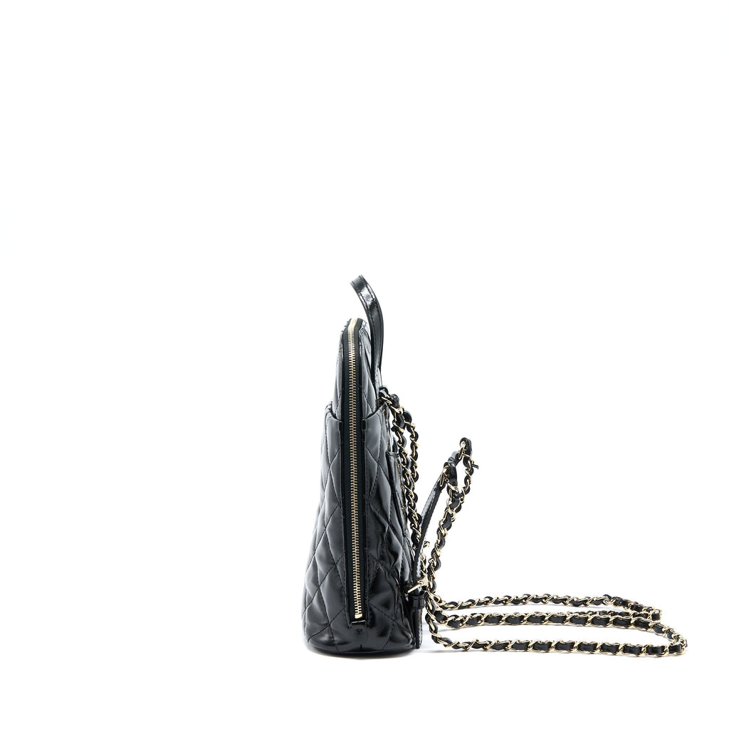 Chanel 22A Backpack Patent Black L (Microchip)
