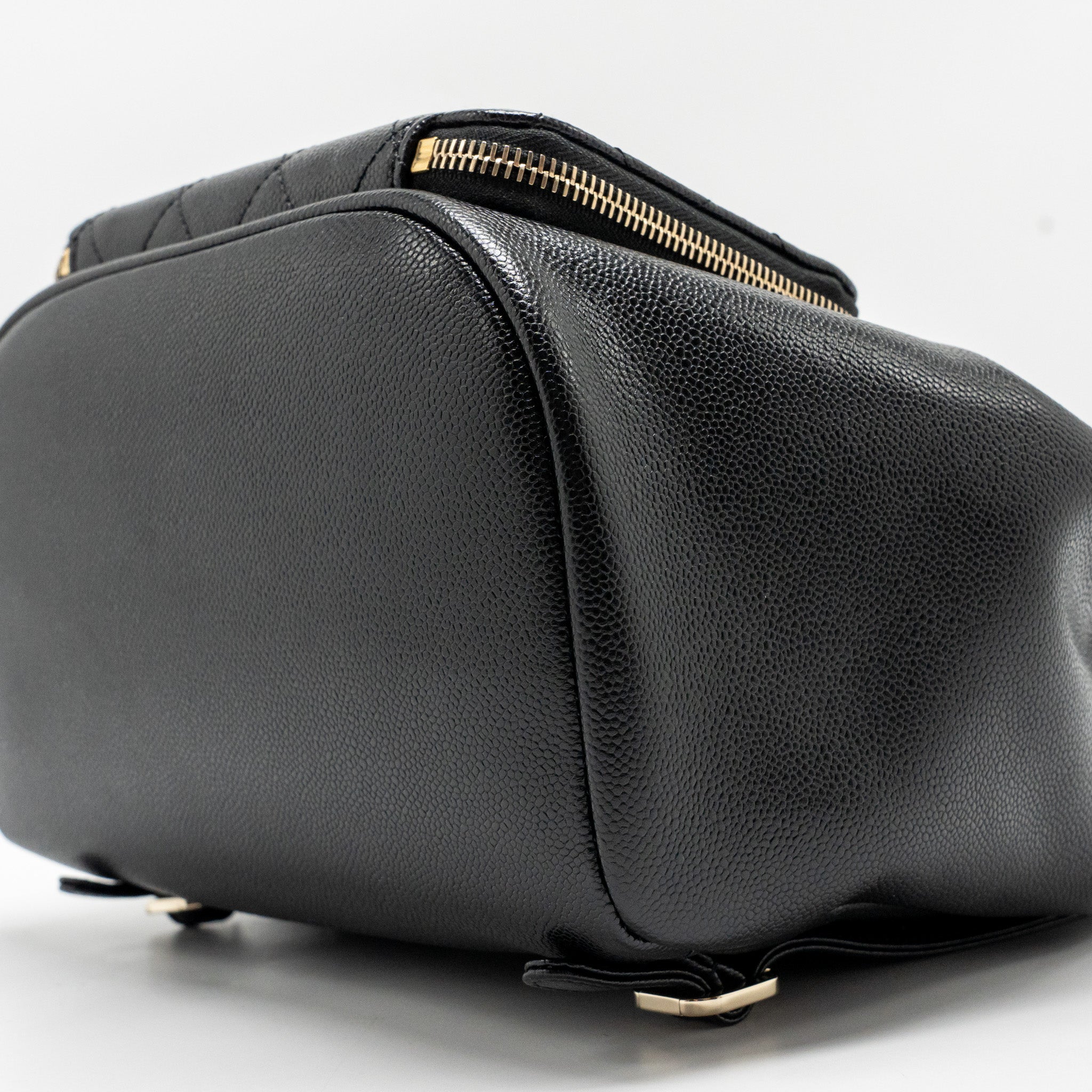 Chanel Affinity Backpack Caviar Black L (Microchip)