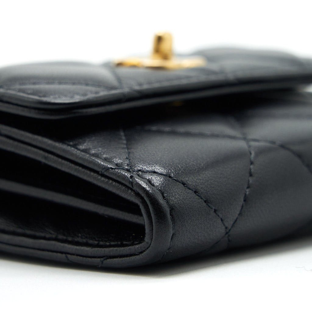 Chanel Pearl Crush Clutch With Chain Lambskin Black