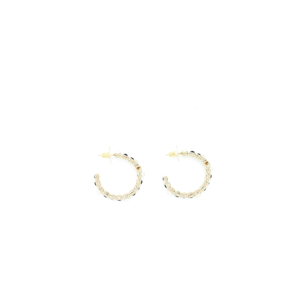 Chanel Round CC Black Earrings With Pearl