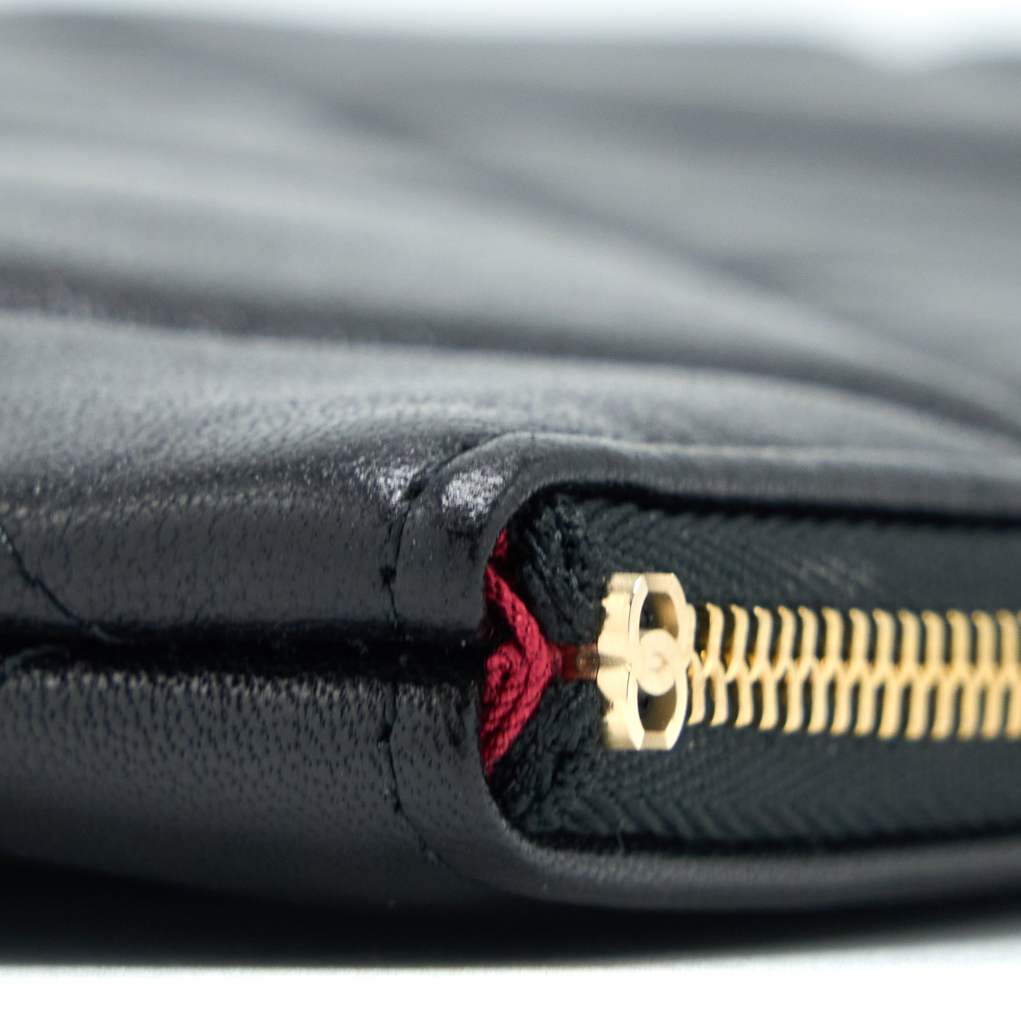Chanel 19 Clutch Lambskin Black