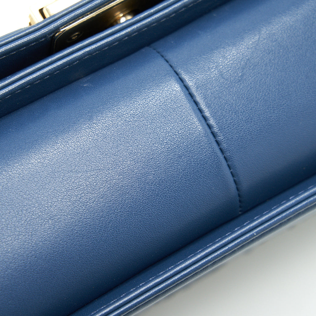 Chanel Medium Boy flap Bag Python Leather Blue L