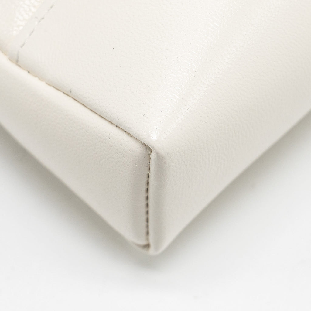 Chanel Mini 31 Clutch with Chain Shiny Calfskin White L (Microchip)
