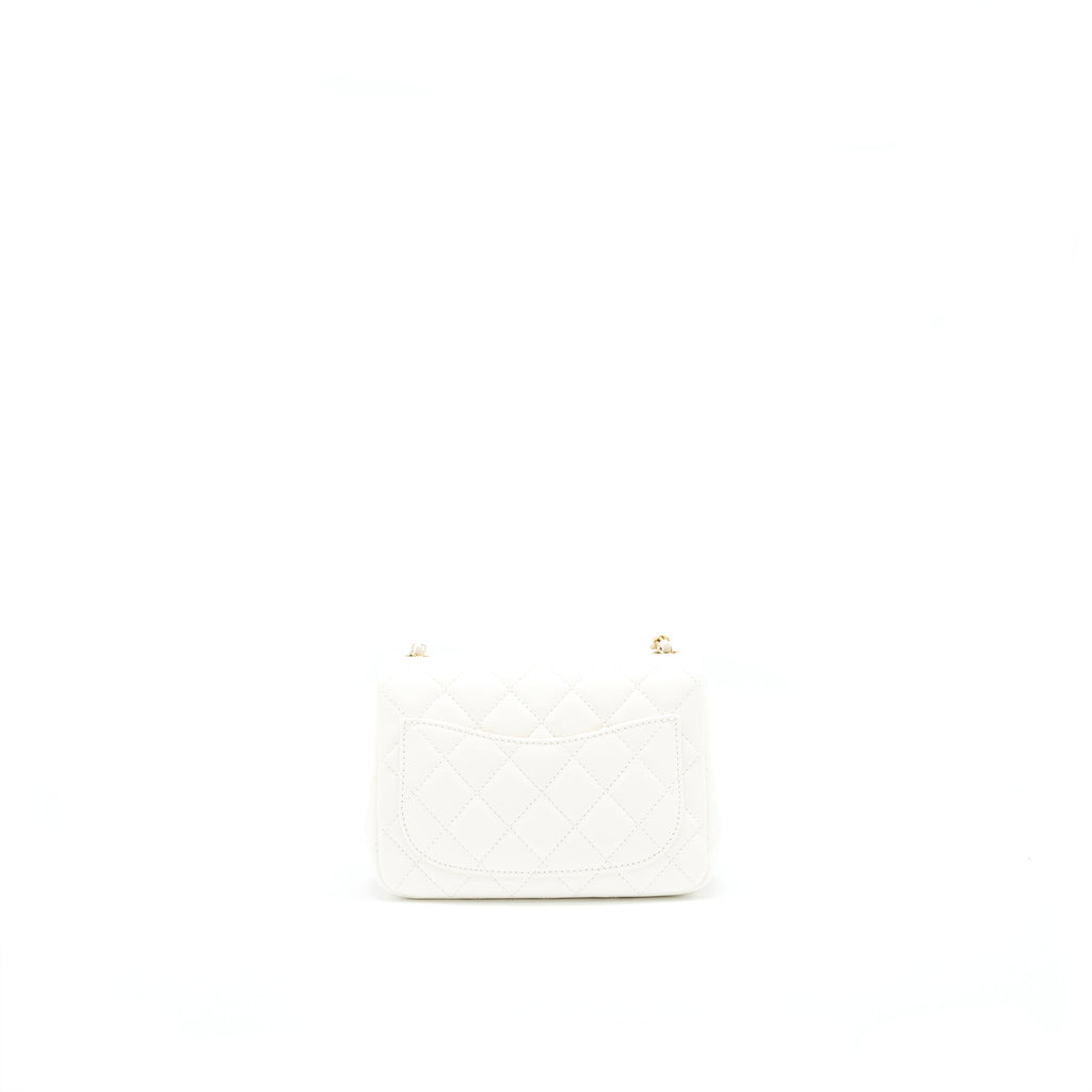Chanel 21B Pearl Crush Square mini flap Bag White