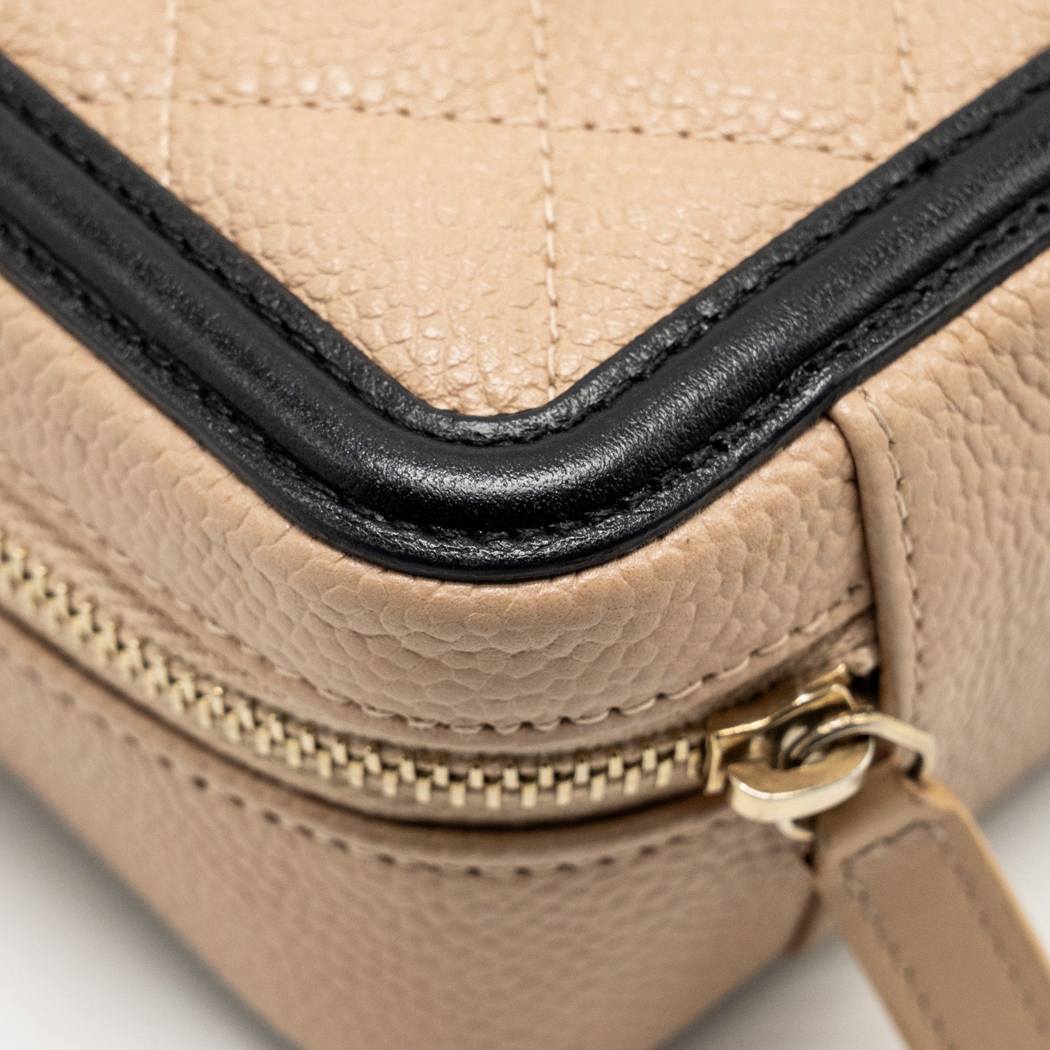 Chanel Mini Filigree Vanity Clutch Caviar Beige / Black