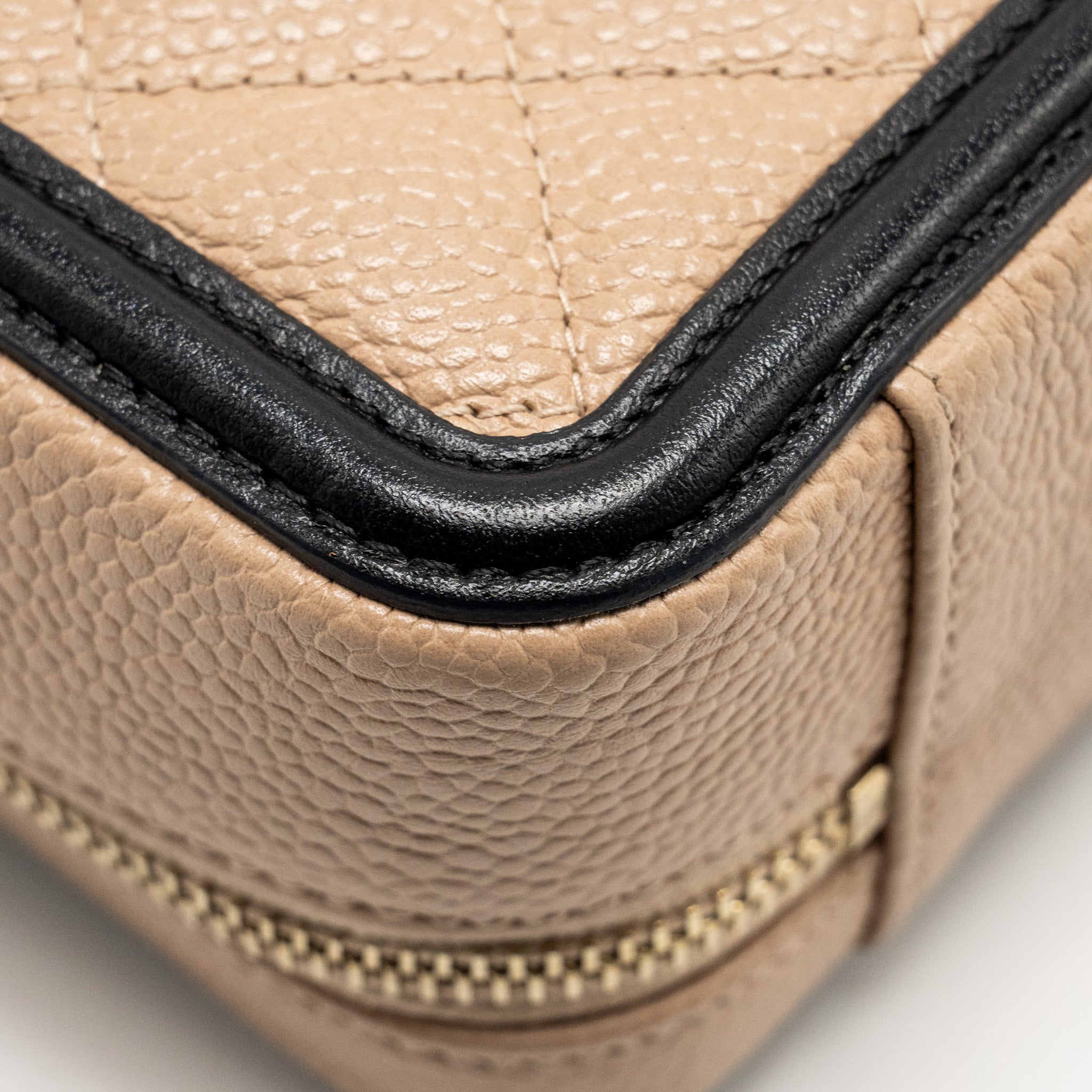 Chanel Mini Filigree Vanity Clutch Caviar Beige / Black