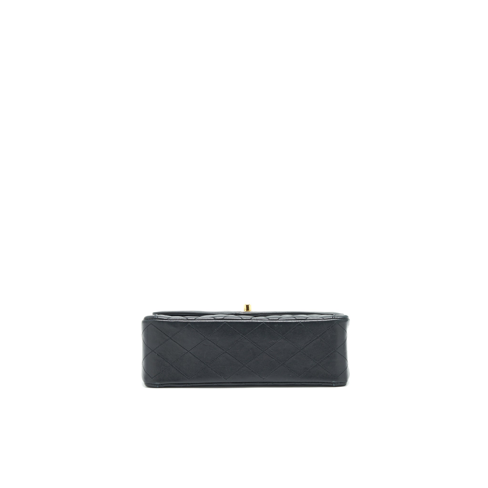Chanel Vintage CC Flap Bag in