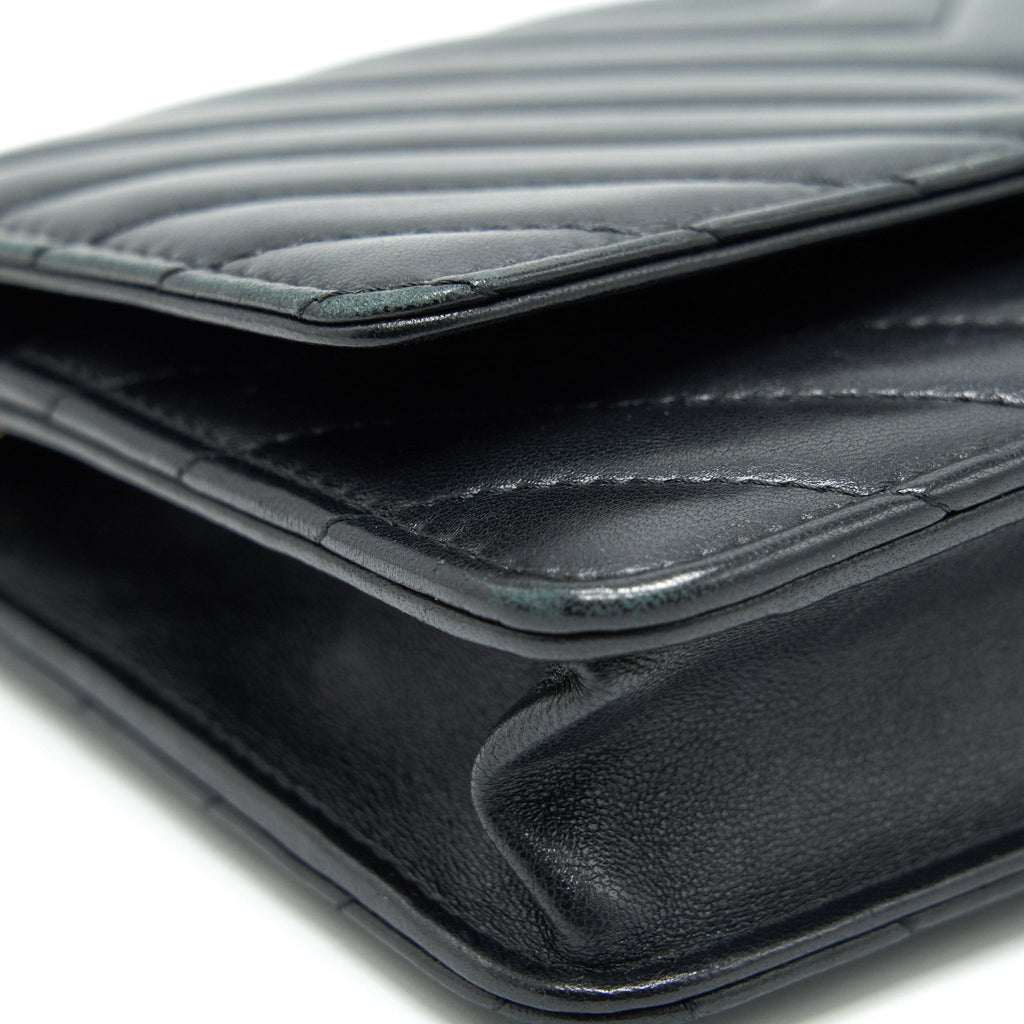 CHANEL CHEVRON WALLET ON CHAIN LAMBSKIN BLACK WITH