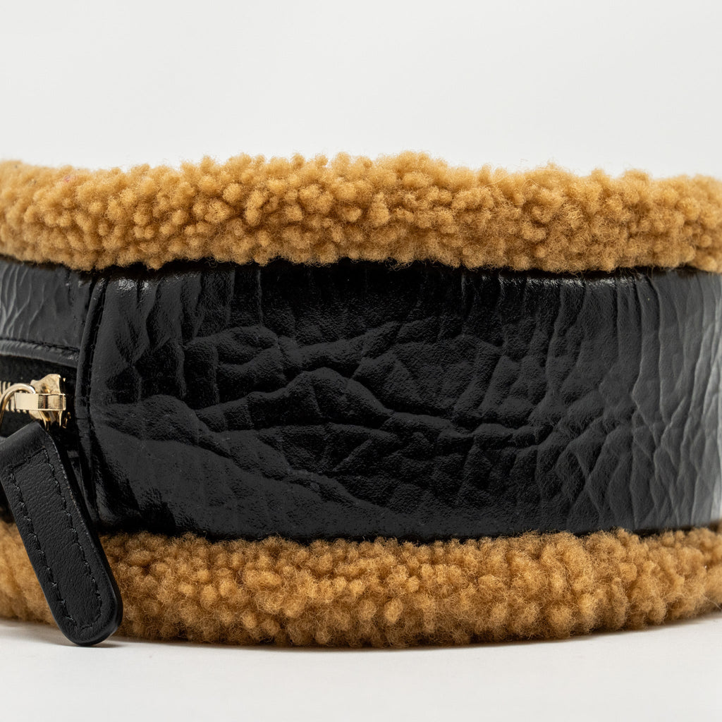 Chanel Shearling CC Round Clutch with Chain Shiny Crumpled Sheepskin Black/Light Brown L