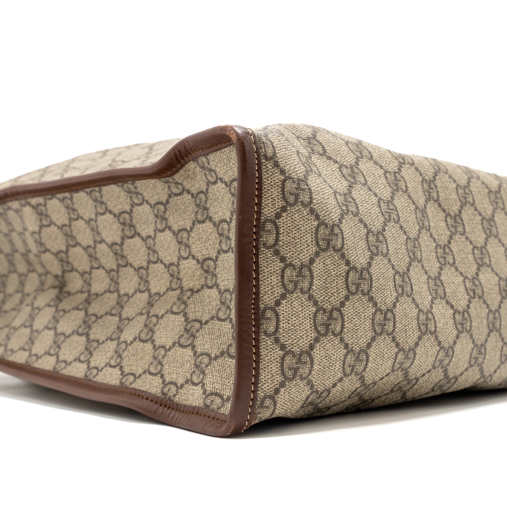 Gucci large shopping tote bag GG supreme canvas / brown